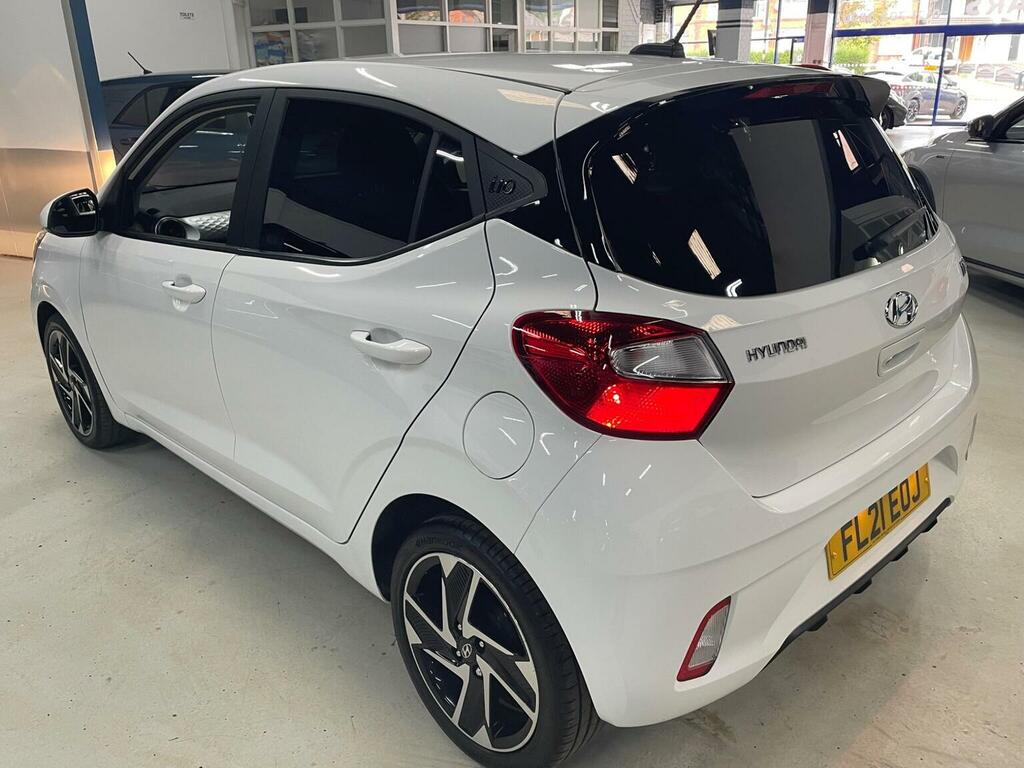 Hyundai I10 Hatchback Silver #7