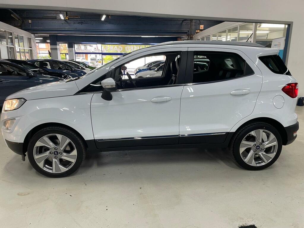 Ford Ecosport White #5