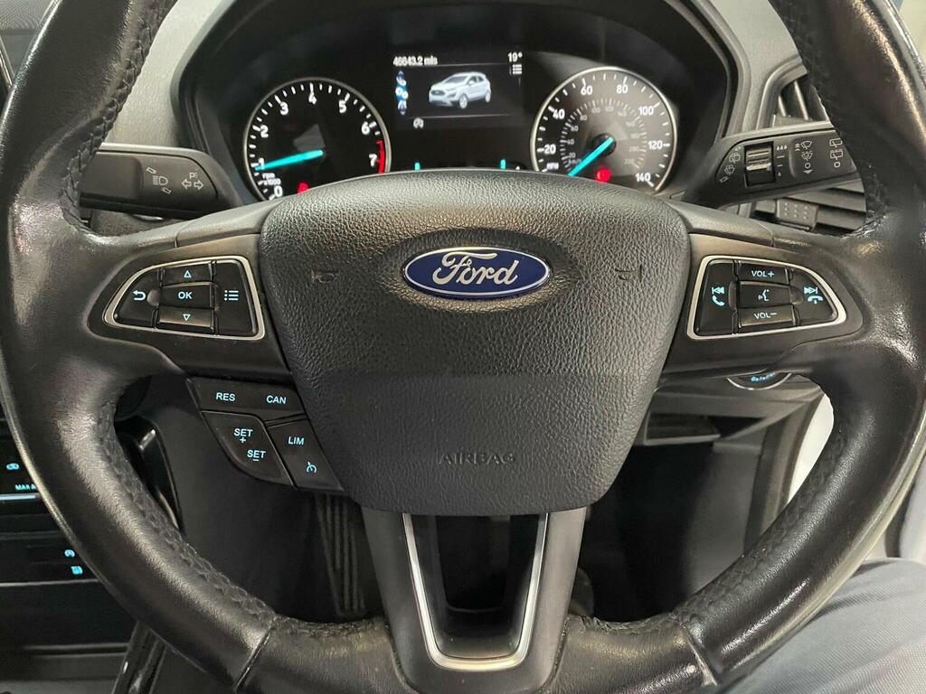 Ford Ecosport White #12