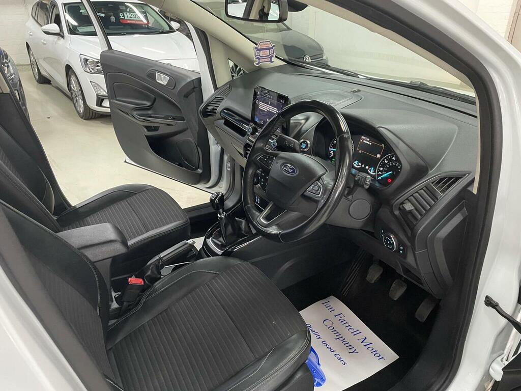 Ford Ecosport White #14