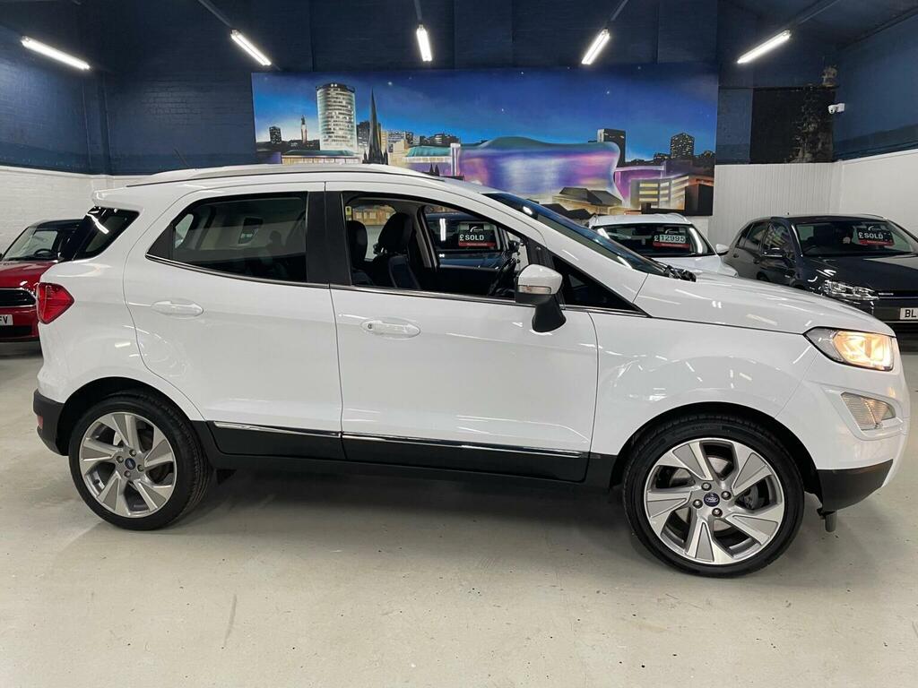 Ford Ecosport White #2
