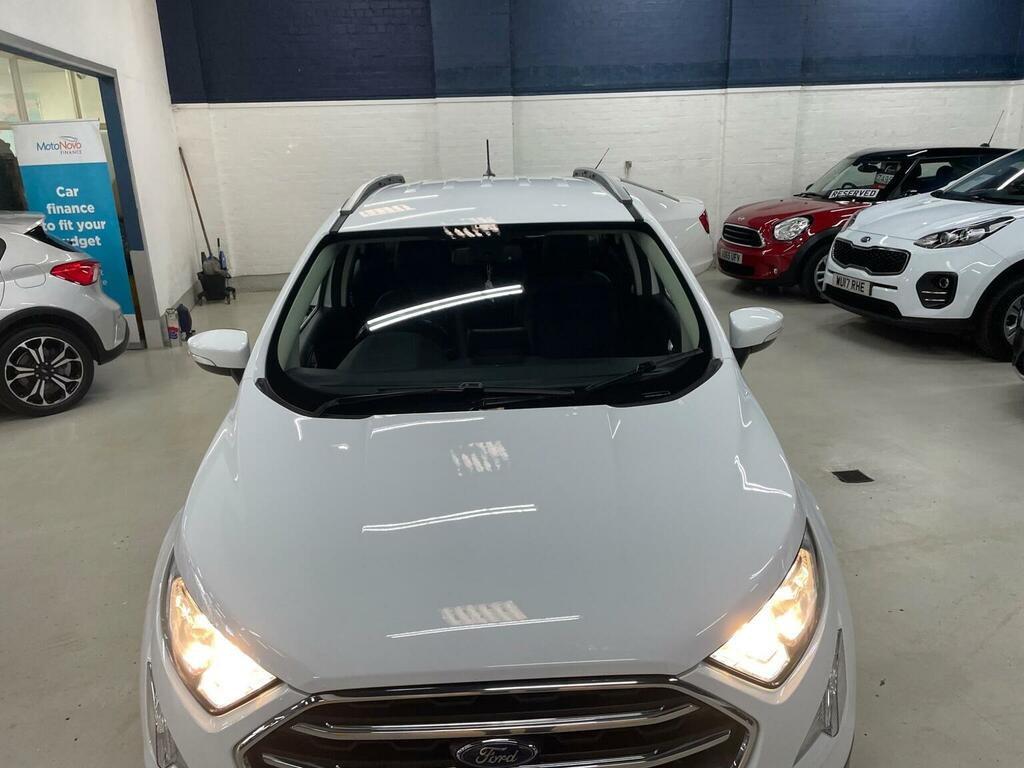 Ford Ecosport White #6