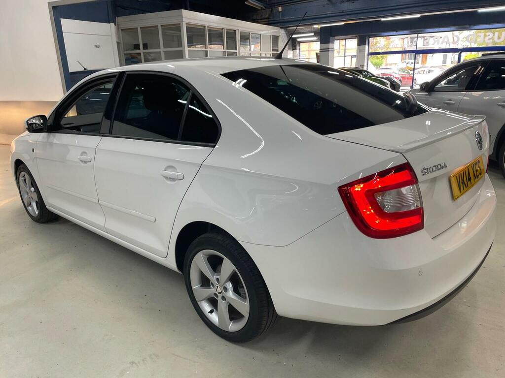Skoda Rapid Hatchback 1.4 Tsi Elegance Dsg Euro 5 201414 White #6