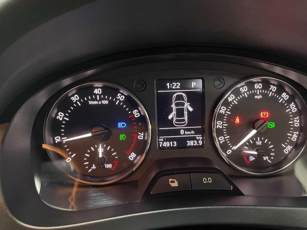 Skoda Rapid 1.2 Tsi Se Connect Blue #11