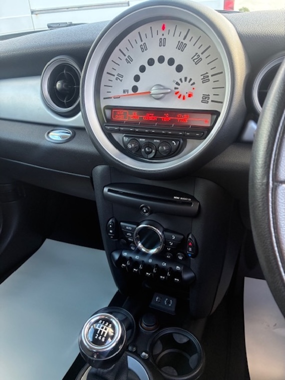 Mini Hatch 1.6 Cooper D Hatchback Euro 5 S Red #11