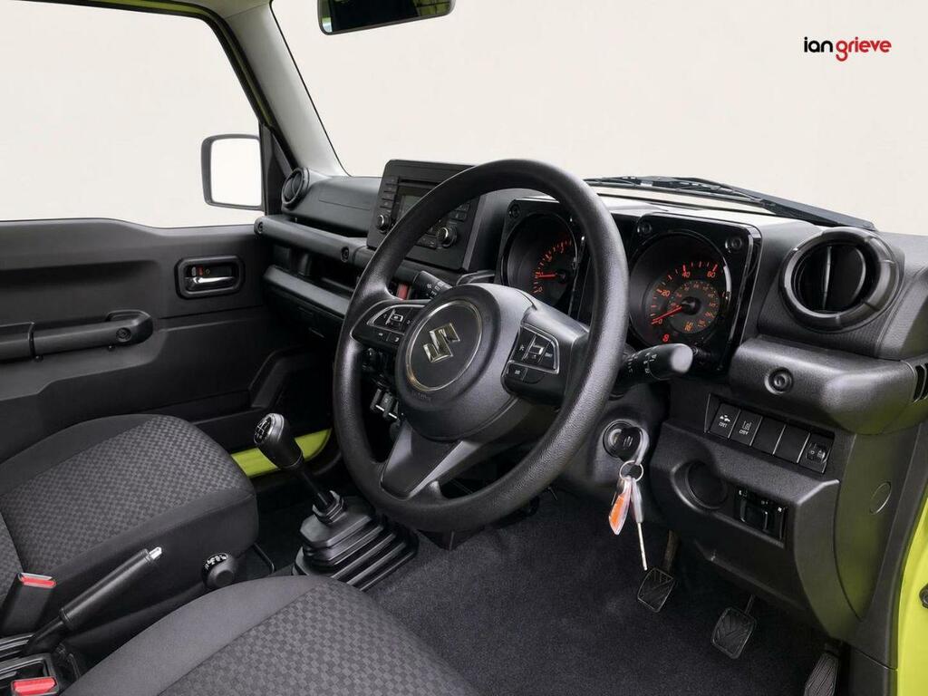 Suzuki Jimny Estate White #13