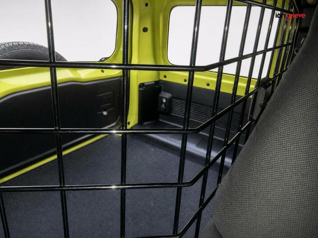 Suzuki Jimny Estate White #15