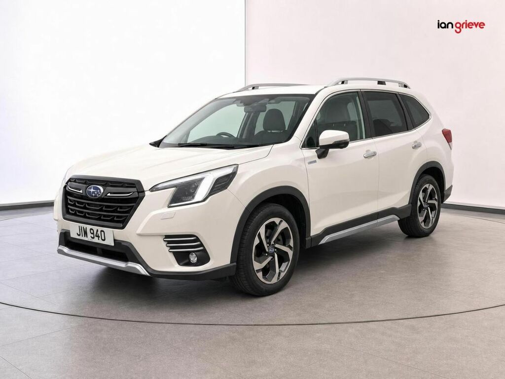Subaru Forester 2.0I E-boxer Xe Premium Lineartronic White #3