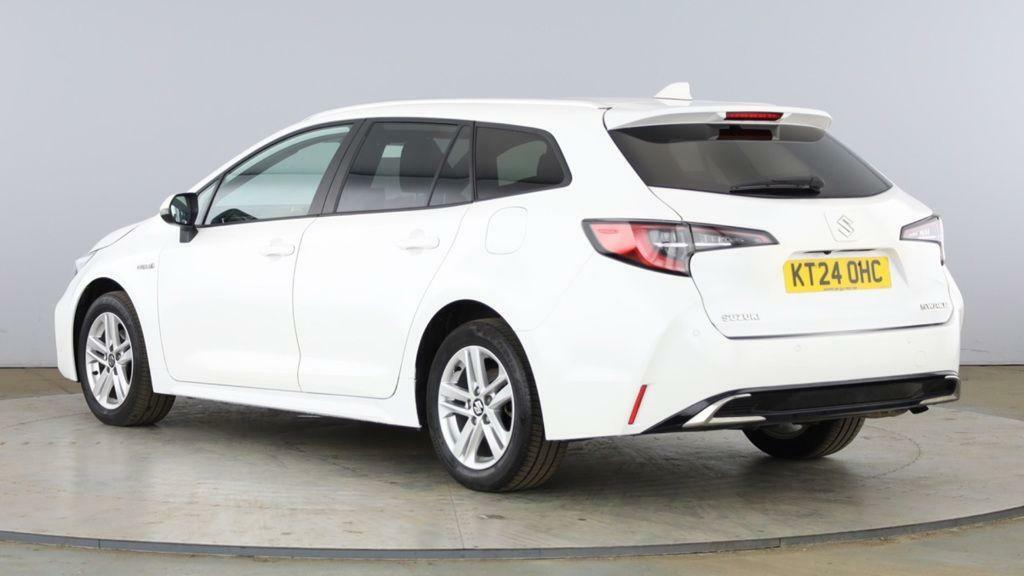 Suzuki Swace 1.8 Hybrid Ultra Cvt White #3