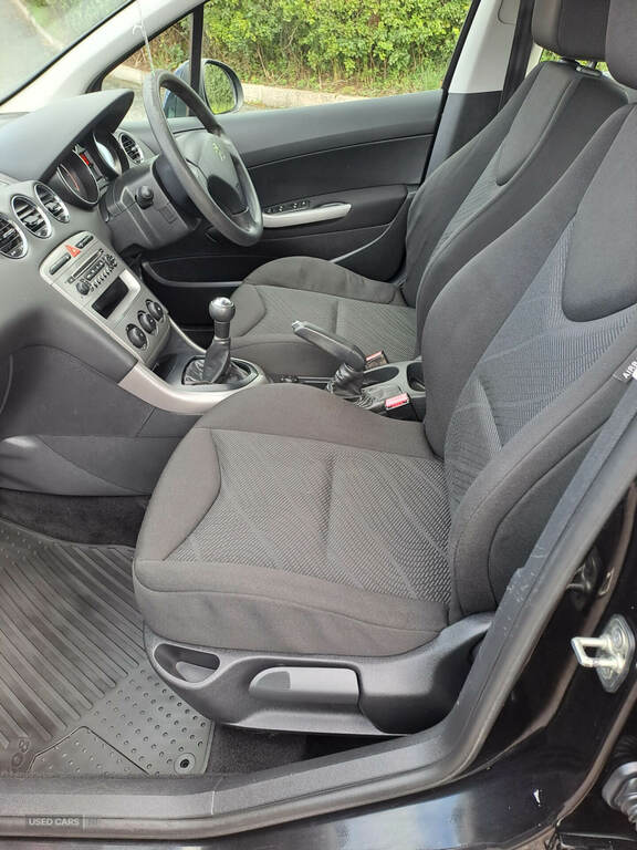 Peugeot 308 308 Sportium E-hdi Silver #12