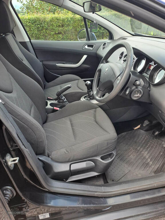 Peugeot 308 1.6 Hdi 92 Access Black #6