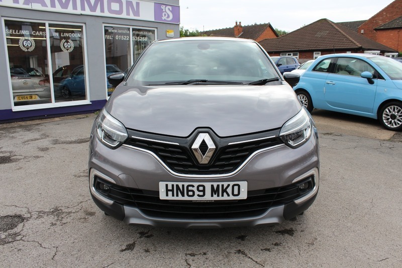 Renault Captur 1.3 S Edition Tce HN69MKO Black #2
