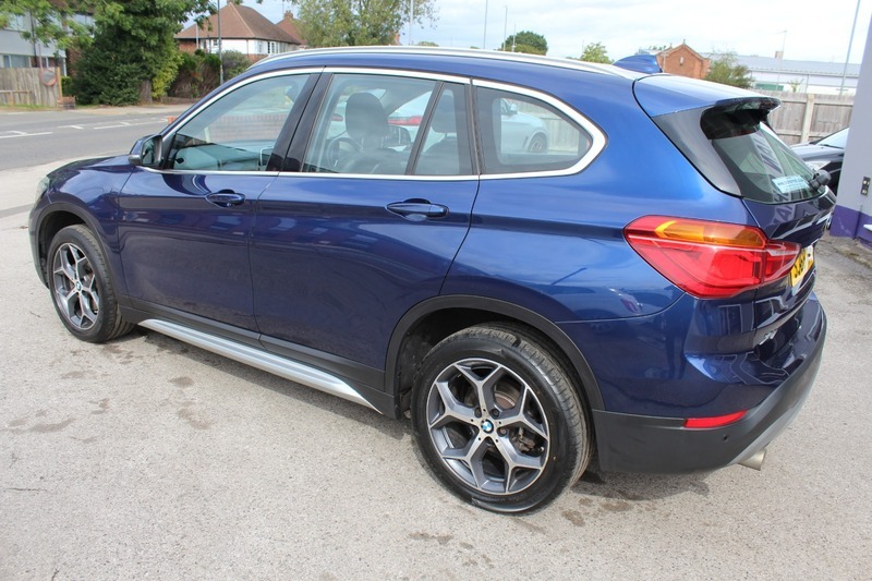 BMW X1 1.5 Sdrive18i Xline Blue #4