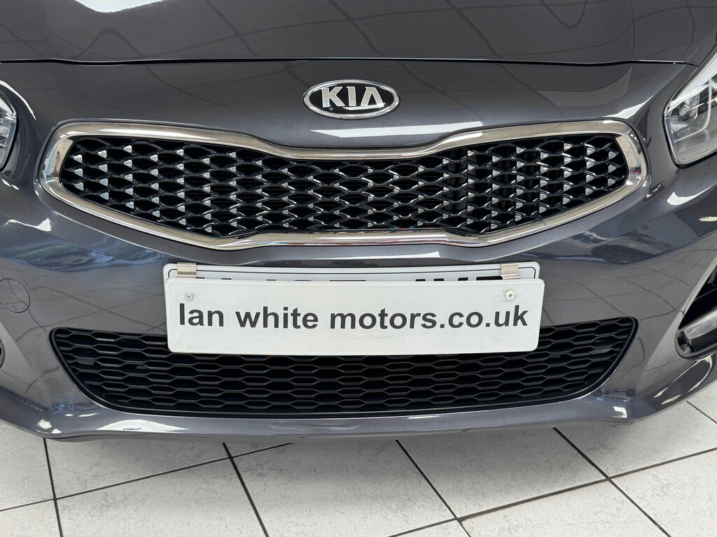 Kia Ceed 1.6 Crdi Isg Gt-line White #37