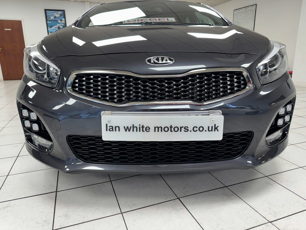 Kia Ceed 1.6 Crdi Gt-line Hatchback Euro Silver