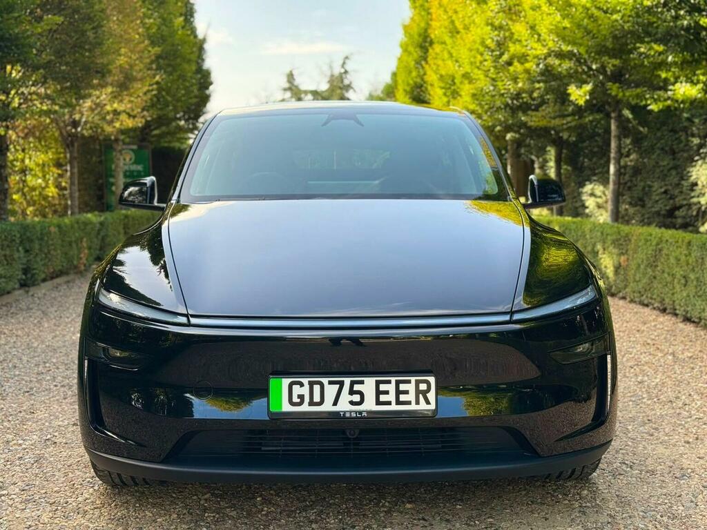 Tesla Model Y Suv 84.7Kwh Dual Motor Long Range 4Wde Black #3