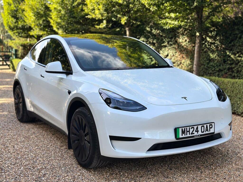 Tesla Model Y Suv Rwd 202424 White