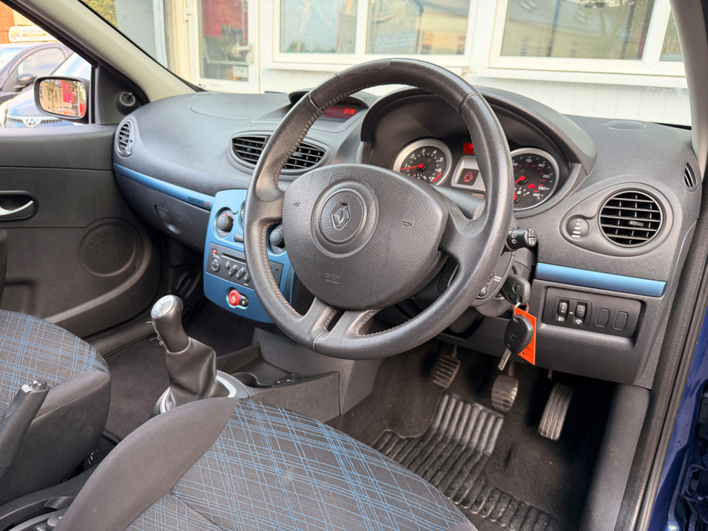 Renault Clio Clio Campus 8V White #7