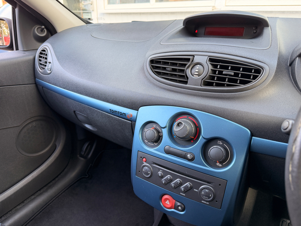 Renault Clio Clio Campus 8V White #14