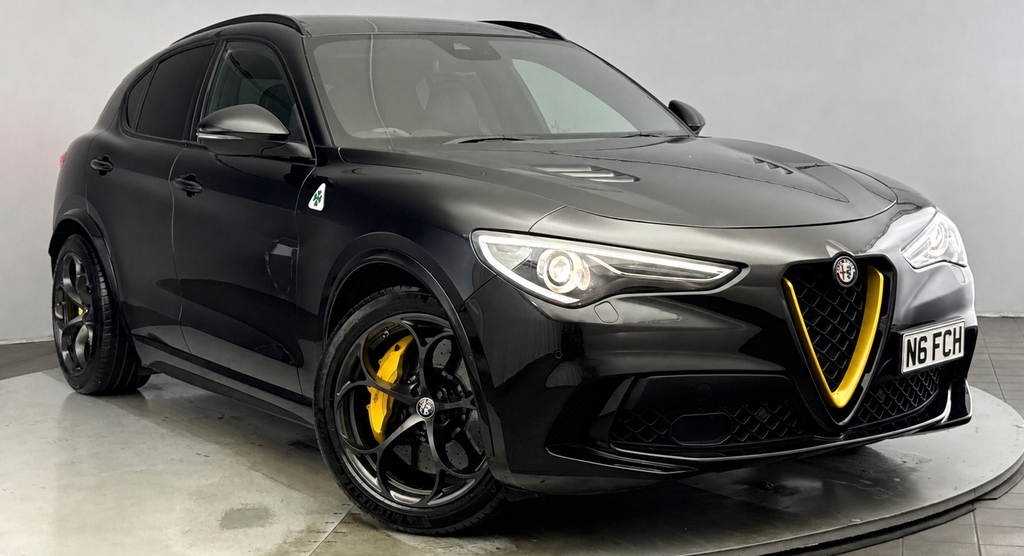 Alfa Romeo Stelvio 2.9 V6 Bi-turbo Quadrifoglio Suv Q Black