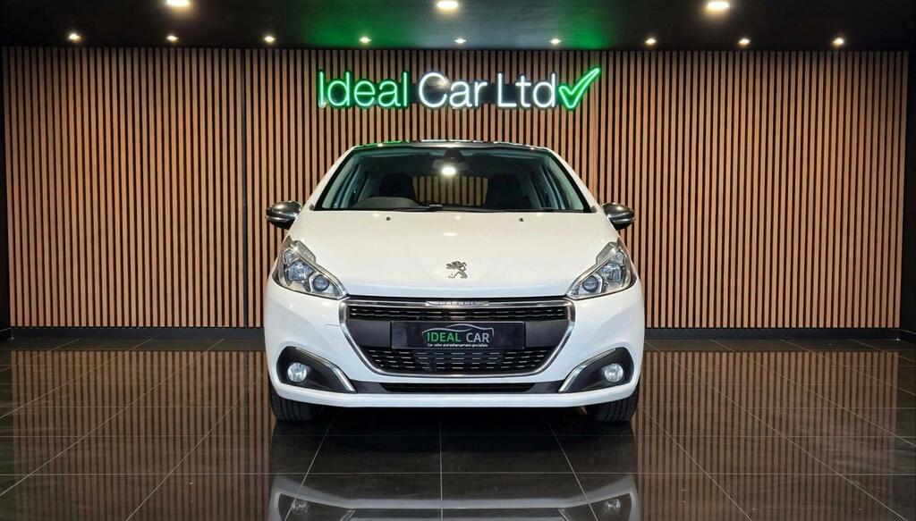 Peugeot 208 1.2 Puretech Allure Euro 6 White #2