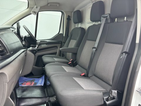 Ford Transit Custom 320 L2 Leader LO69YDK White #3