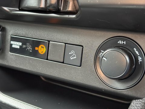 Isuzu D-Max 1.9 V-cross Double Cab 4X4 Black #20