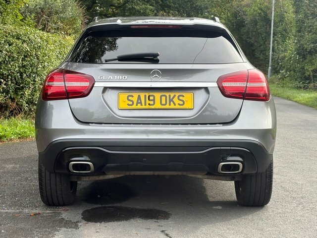 Mercedes-Benz GLA Class 1.6 Gla180 Urban Edition Suv Eur Grey #3