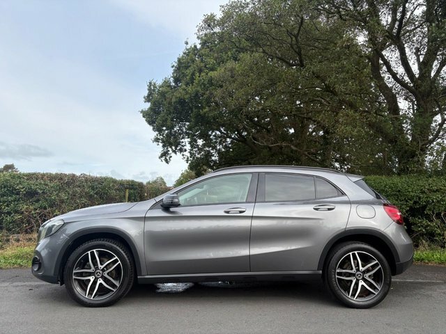Mercedes-Benz GLA Class 1.6 Gla180 Urban Edition Suv Eur Grey #5