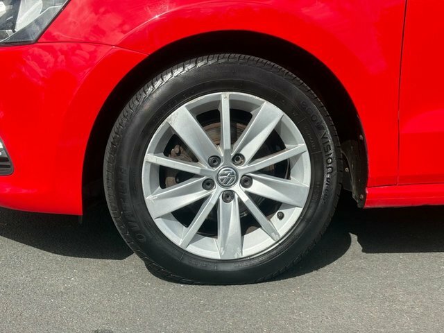 Volkswagen Polo Hatchback Silver #31
