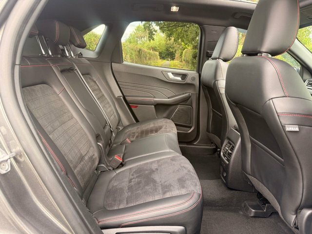 Ford Kuga 1.5 Ecoboost 150 St-line X Edition Black #45