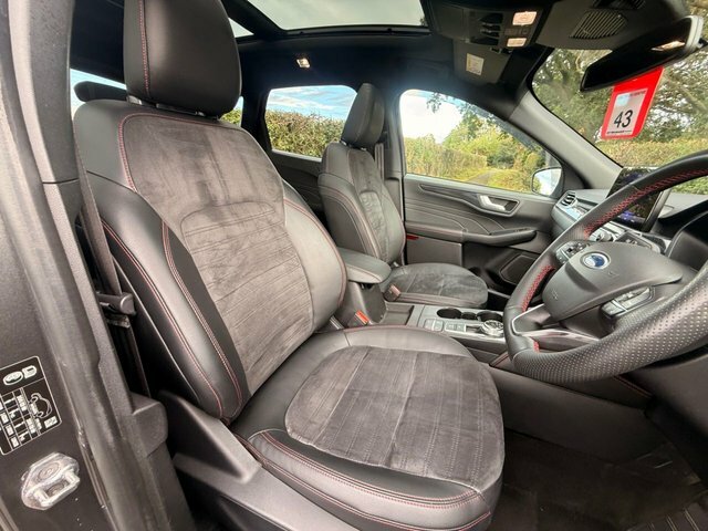 Ford Kuga 1.5 Ecoboost 150 St-line X Edition Black #9