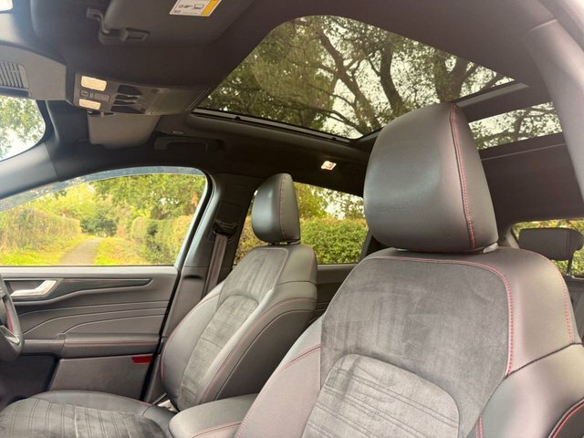 Ford Kuga 1.5 Ecoboost 150 St-line X Edition Black #13