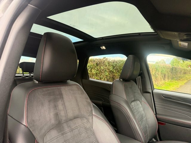Ford Kuga 1.5 Ecoboost 150 St-line X Edition Black #10