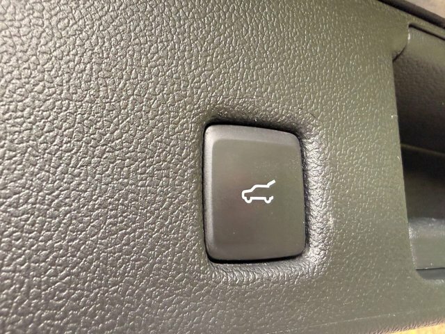 Ford Kuga 1.5 Ecoboost 150 St-line X Edition Black #42