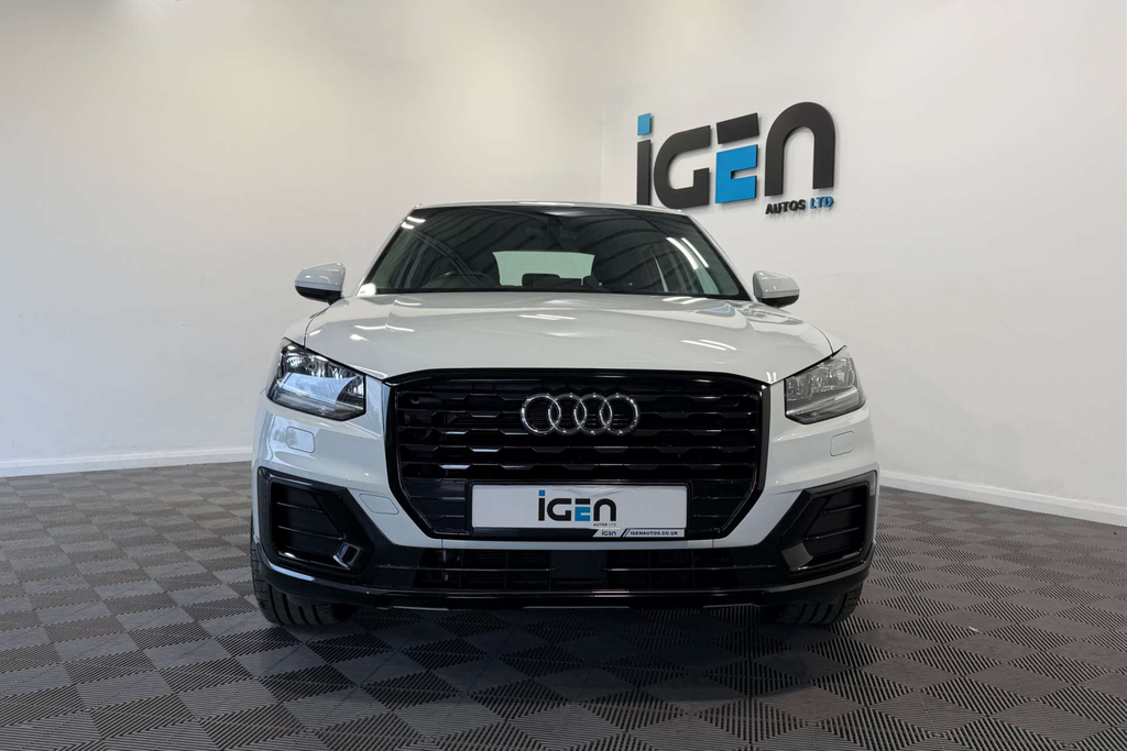 Audi Q2 Sport 30 Tdi White #6