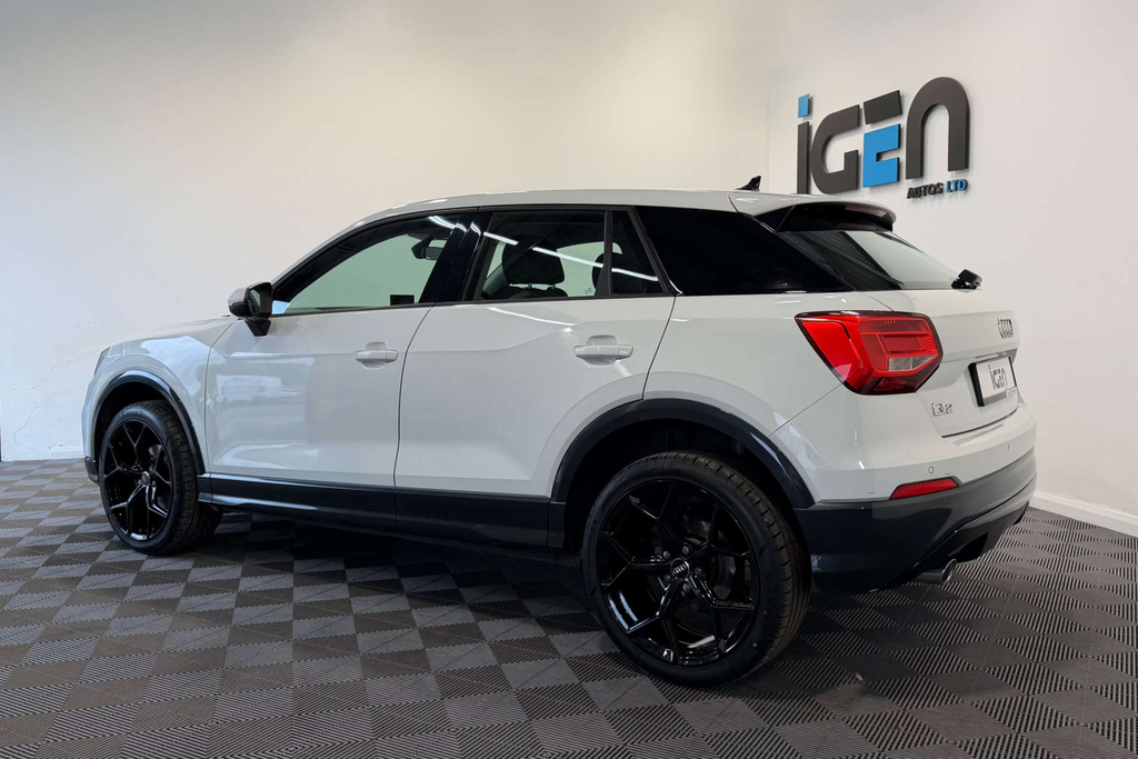 Audi Q2 Sport 30 Tdi White #5