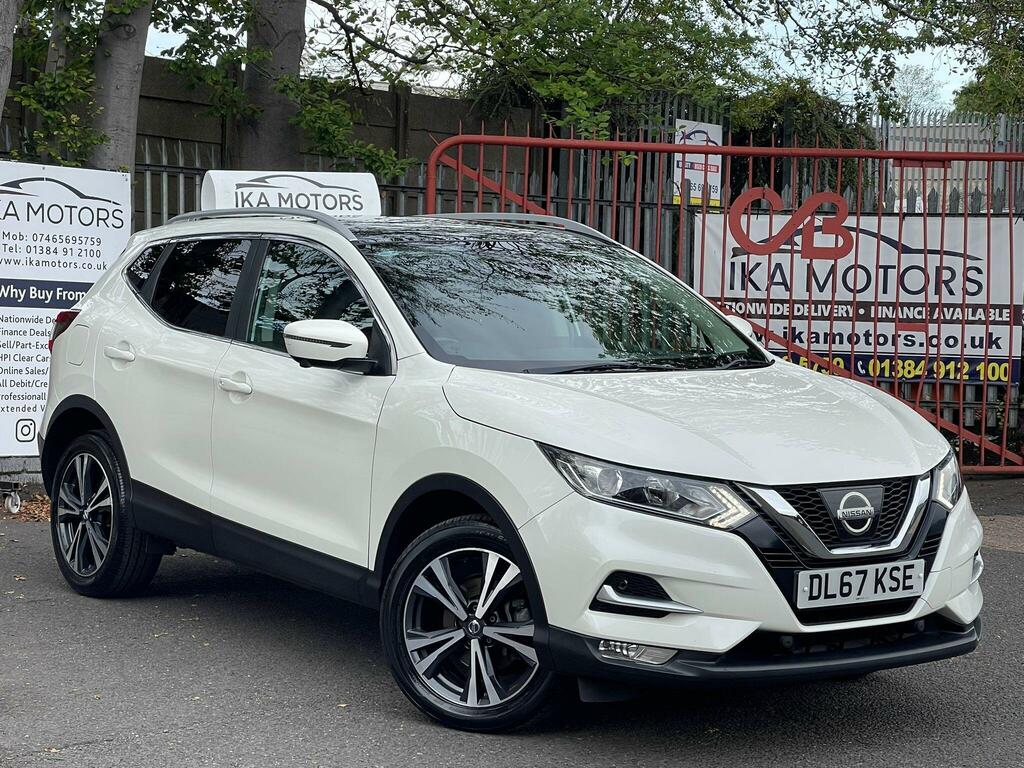 Nissan Qashqai N-connecta White