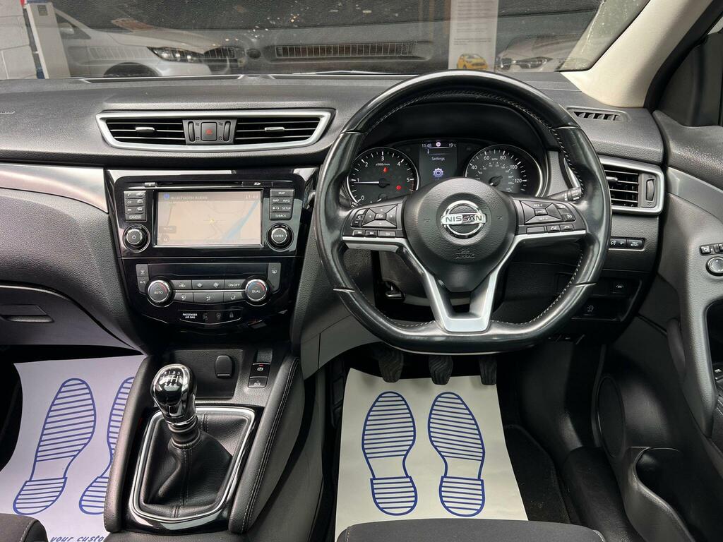 Nissan Qashqai N-connecta White #4