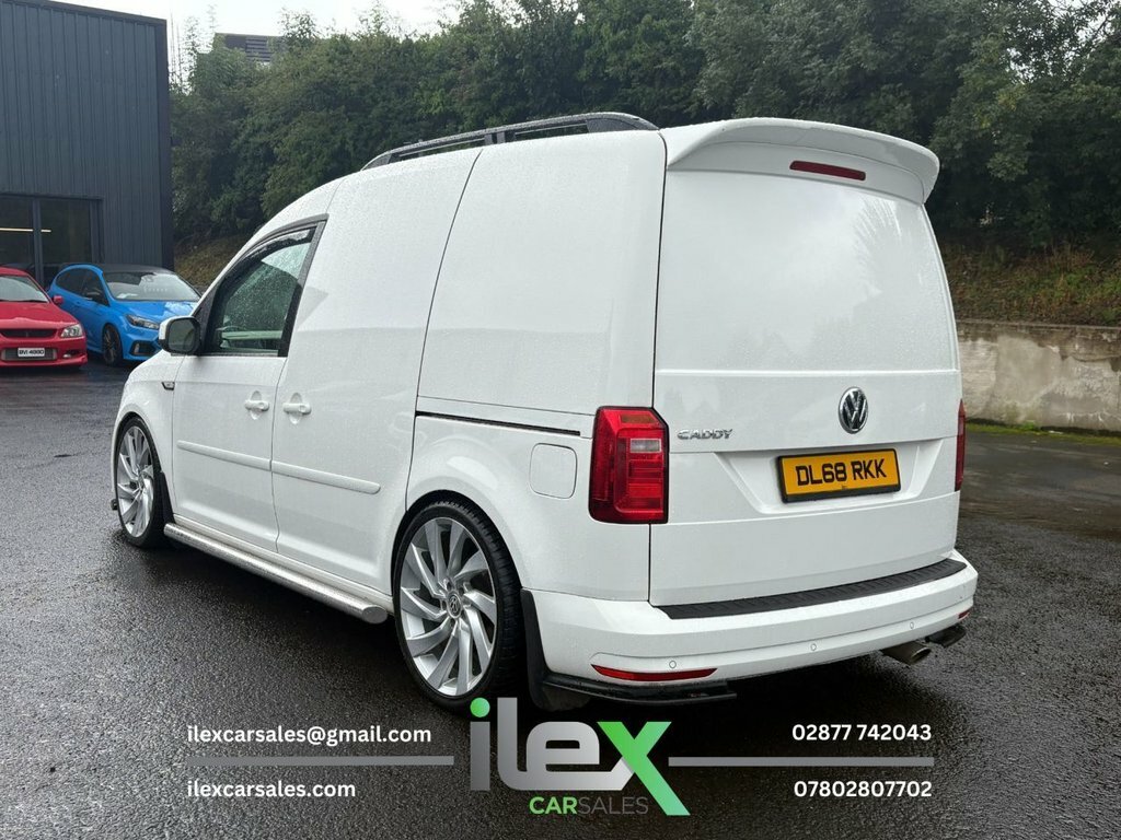 Volkswagen Caddy 2L Trendline White #6