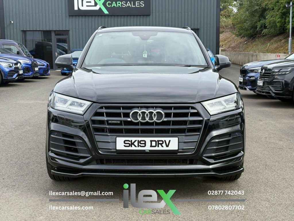 Audi Q5 2L S Line Black #2
