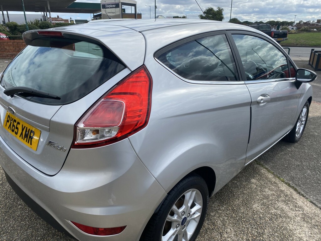 Ford Fiesta 1.5 Tdci Zetec Silver #6