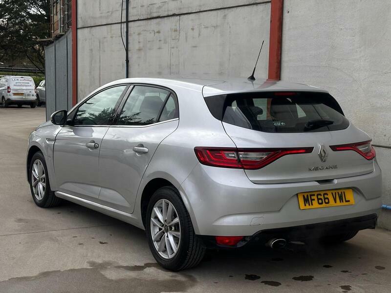 Renault Megane 1.2 Tce Dynamique Nav Euro 6 Ss Silver #4