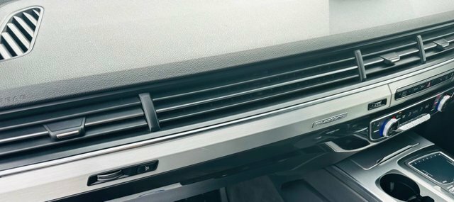 Audi Q7 S Line  #34