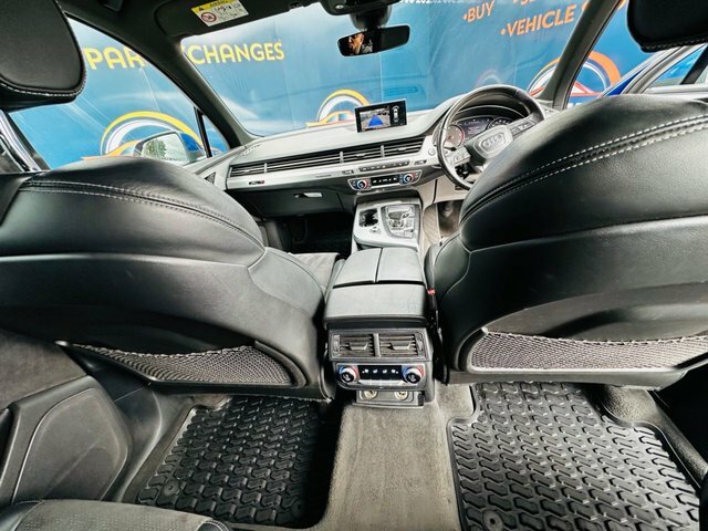 Audi Q7 S Line  #26