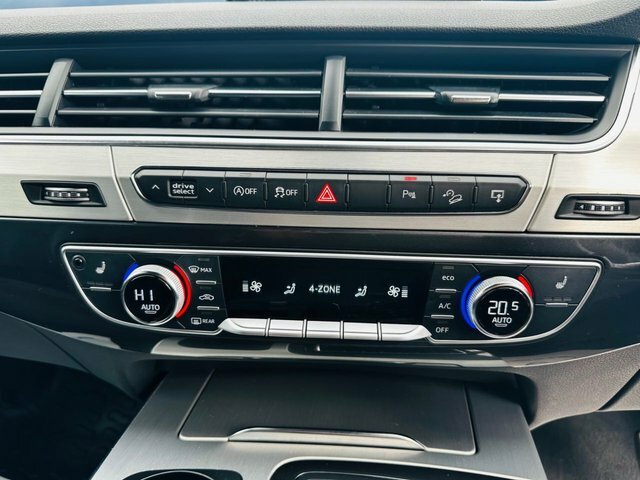 Audi Q7 S Line  #45