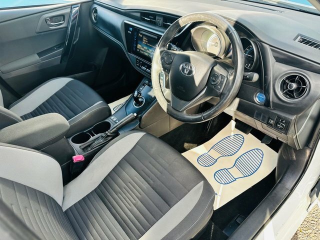 Toyota Auris Vvt-h Design Hatchback Blue #26