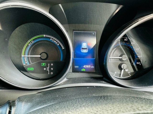Toyota Auris Vvt-h Design Hatchback Blue #33