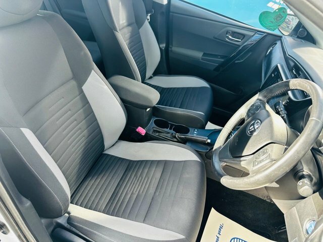 Toyota Auris Vvt-h Design Hatchback Blue #25