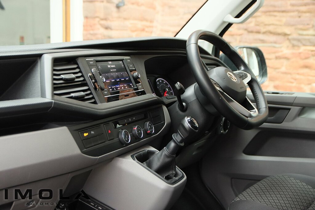 Volkswagen Transporter Shuttle 2L Se Grey #38